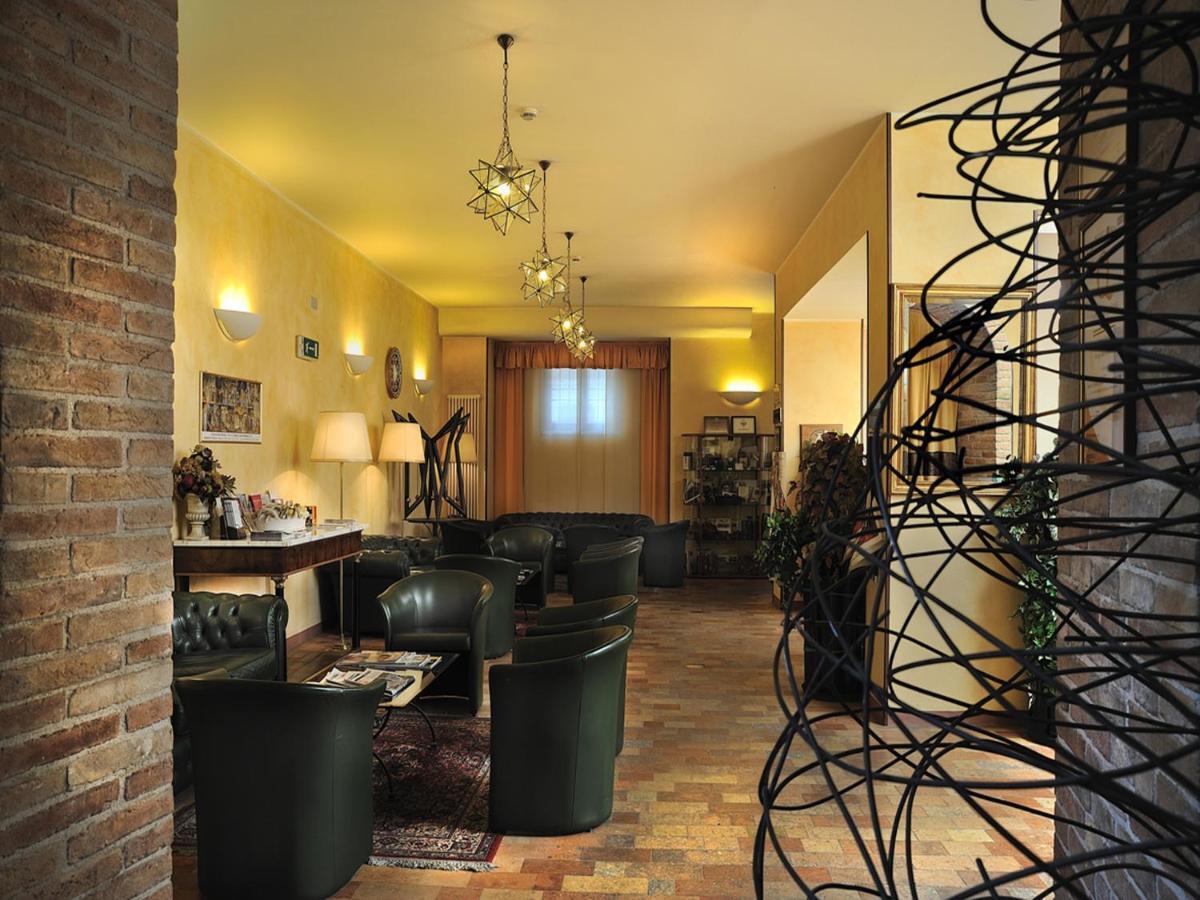 Albergo San Domenico Urbino Kültér fotó