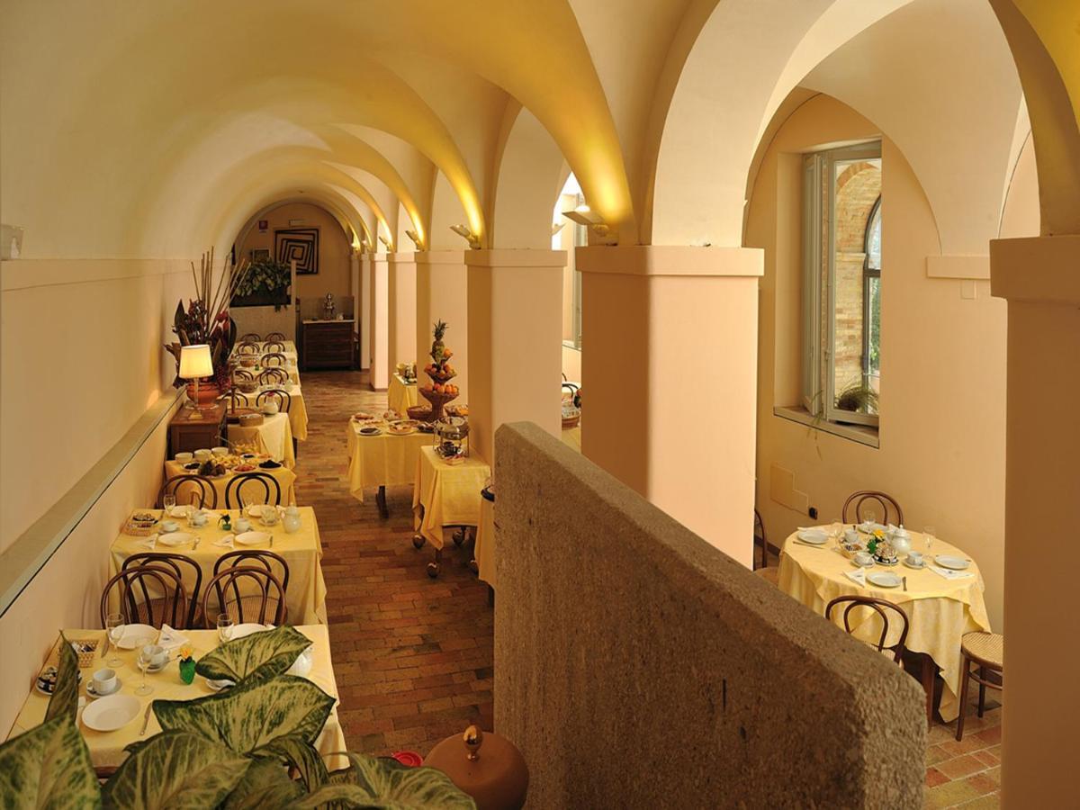 Albergo San Domenico Urbino Kültér fotó